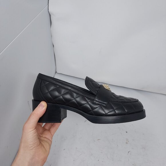 CHANEL Heart Interlocking CC Quilted Black Leather Block Heel Shoe - Picture 7 of 15